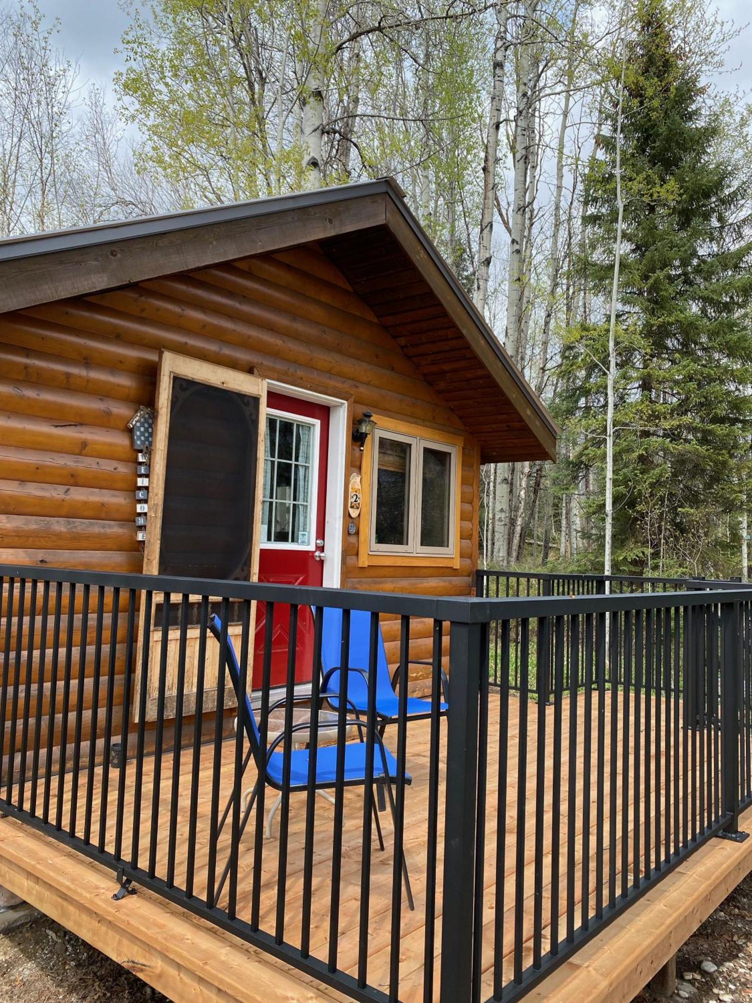 Rocky Mountain Cabins And Home Golden Luaran gambar